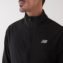 Jaqueta Corta Vento Masculino New Balance Sport Essentials - Foto 4