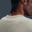 Camiseta Nike Sportswear Essential Masculina - Foto 3