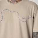 Camiseta Regular MCD Arame Farpado Masculino - Foto 4