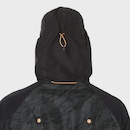 Jaqueta Corta Vento Masculina Asics com Capuz Fujitrail Packable - Foto 3