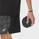 Jaqueta Corta Vento Masculina Asics com Capuz Fujitrail Packable - Foto 4