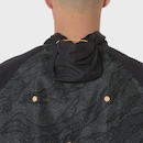 Jaqueta Corta Vento Masculina Asics com Capuz Fujitrail Packable - Foto 8