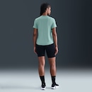 Camiseta Nike Dri-FIT One Feminina - Foto 4