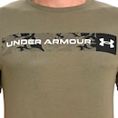 Camiseta Under Armour Camo Chest Stripe Masculina - Foto 4