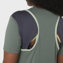 Camiseta ASICS Nagino Flex - Feminina - Foto 12