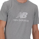 Camiseta New Balance Essentials Masculina - Foto 4