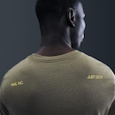 Camiseta Nike Sportswear Swoosh Masculina - Foto 7