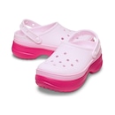 Sandália Feminina Crocs Stacked Clog Dragon Fruit - Foto 4