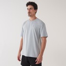 Camiseta New Balance Athletics 550 Patch Masculina - Foto 2