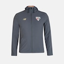Jaqueta New Balance Viagem Spfc 2025 Masculina - Foto 1