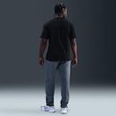 Camiseta Nike Sportswear Patch Masculina - Foto 5