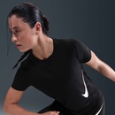 Camiseta Dri-FIT Nike Swoosh Feminina - Foto 3