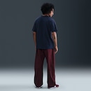 Camiseta Nike Sportswear Essential Masculina - Foto 5