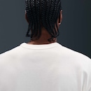 Camiseta Nike Sportswear Essentials Masculina - Foto 2