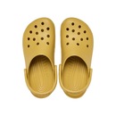 Sandália Crocs Classic Desert Grass - Unissex - Foto 10