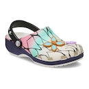 Sandália Crocs Demon Slayer Shinobu Classic Clog Multi - Adulto - Foto 2