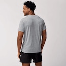 Camiseta Brooks Distance 3.0 Masculina - Foto 3