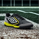 Chuteira Society Masculina Umbro Pro Challenge Uptake + 1 Par de Meião - Foto 8