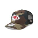 Boné New Era 9SEVENTY Kansas City Chiefs NFL Salute Service 2025 Masculino - Foto 1