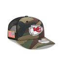 Boné New Era 9SEVENTY Kansas City Chiefs NFL Salute Service 2025 Masculino - Foto 3