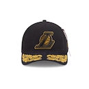Boné New Era 9Forty M-Crown A-Frame Los Angeles Lakers NBA x Alpha Industries Masculino - Foto 3