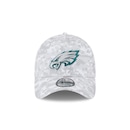 Boné New Era 39Thirty Philadelphia Eagles NFL Salute Service 2025 Masculino - Foto 2