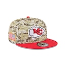 Boné New Era 9Fifty Kansas City Chiefs NFL Salute Service 2025 Masculino - Foto 3