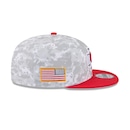 Boné New Era 9Fifty Kansas City Chiefs NFL Salute Service 2025 Masculino - Foto 6