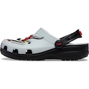 Sandália Crocs Stranger Things Hellfire Clog Multi - Unissex - Foto 3