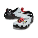 Sandália Crocs Stranger Things Hellfire Clog Multi - Unissex - Foto 4