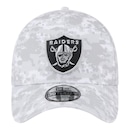 Boné New Era 3930 Las Vegas Raiders Salute Service 25 - Foto 3