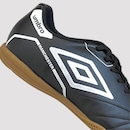 Kit Chuteira Futsal Umbro Manchester + Meião - Adulto - Foto 6