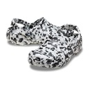 Sandália Crocs Classic Confetti Clog - Unissex - Foto 3