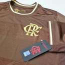 Camisa Flamengo Símbolo Gold Marrom Coimbra - Masculino - Foto 3