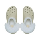 Sandália Crocs Classic Platform Fuzz Lined Clog - Unissex - Foto 5