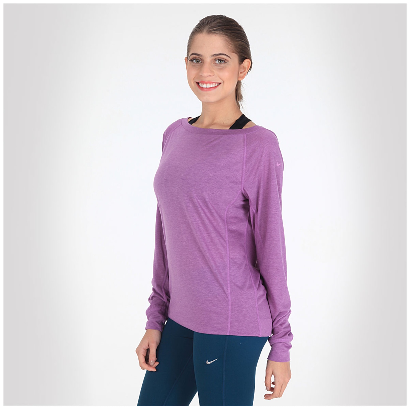 Camiseta Manga Longa Nike Epic Crew Long – Feminina - Foto 3