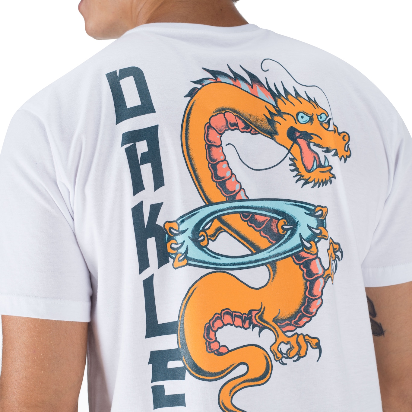 Camiseta Oakley Custom Edição Dragon tattoo - Escorrega o Preço