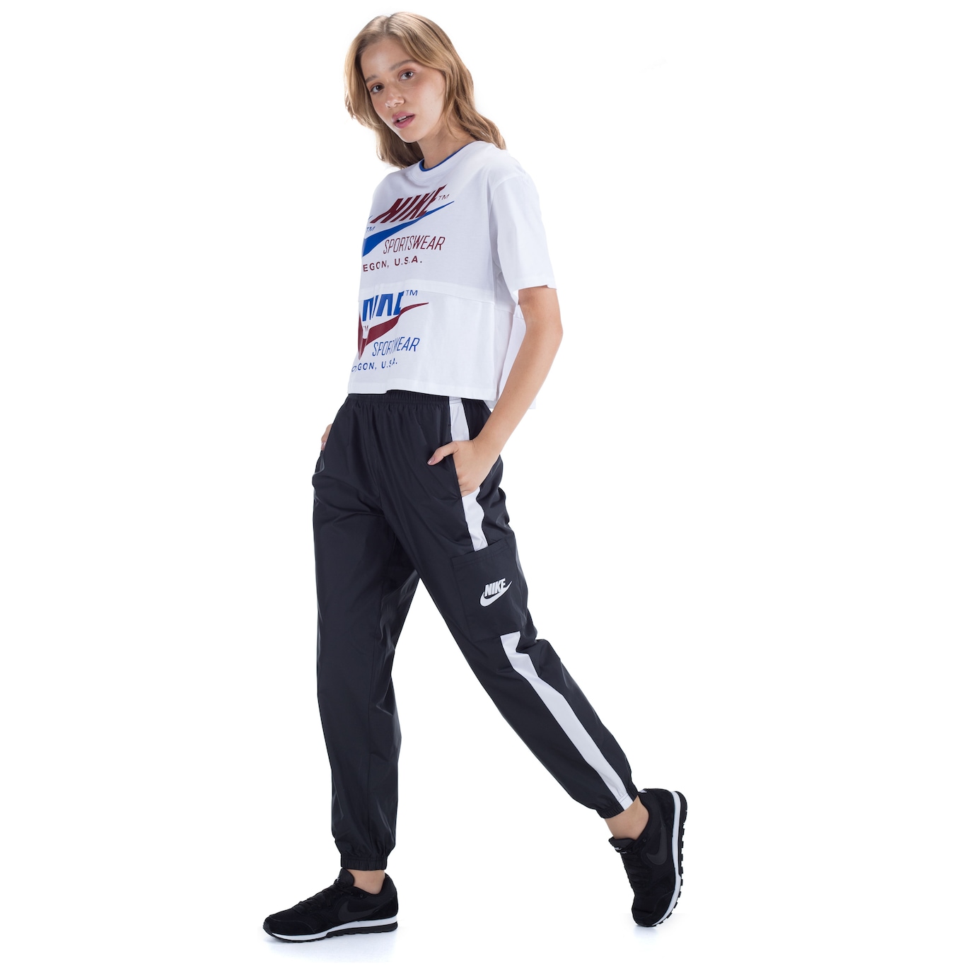 Camiseta Nike Sportswear Icon Clash Feminina - Compre Agora