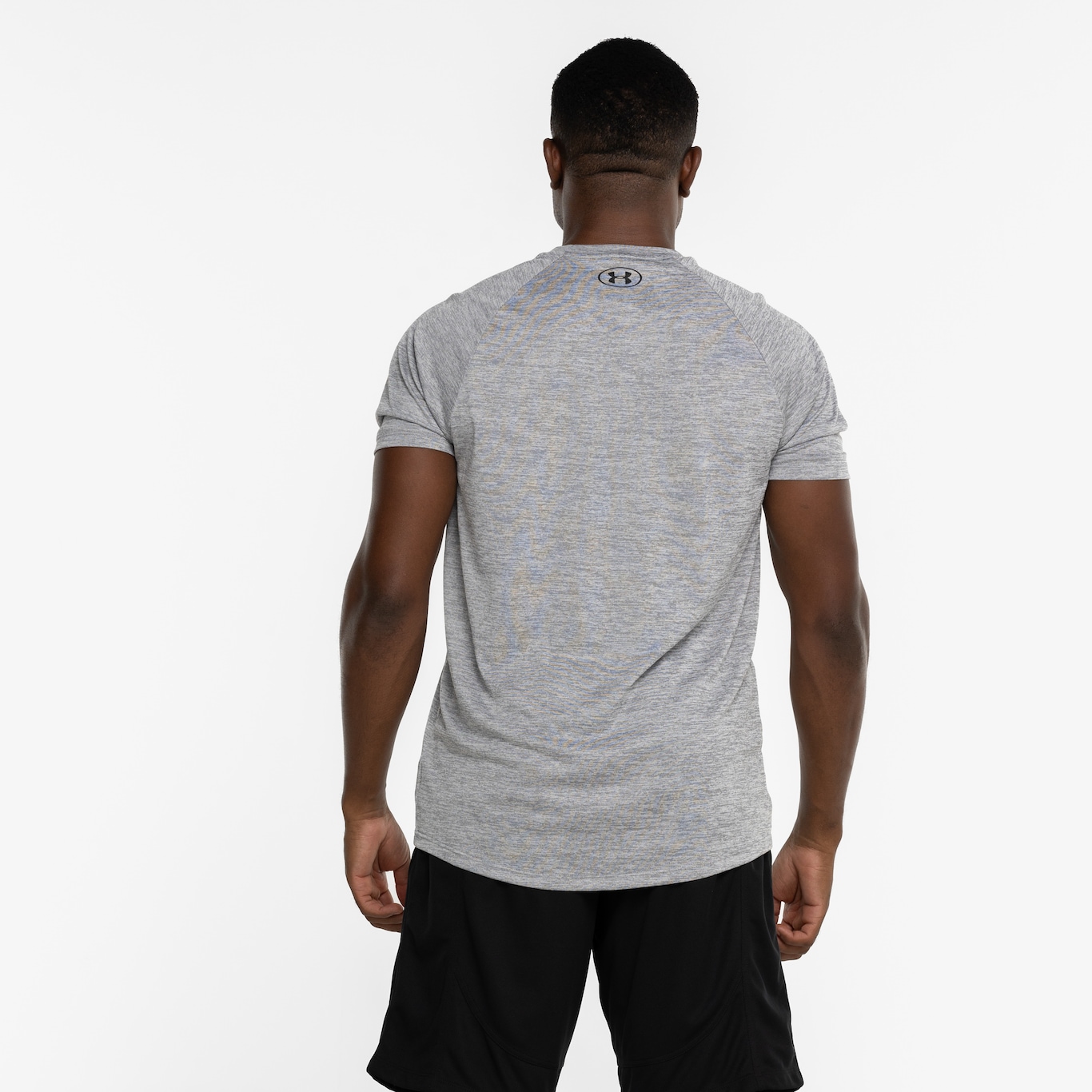 REMERA UNDER ARMOUR HEATGREAR LONG SLEEVE - White — Global Sports