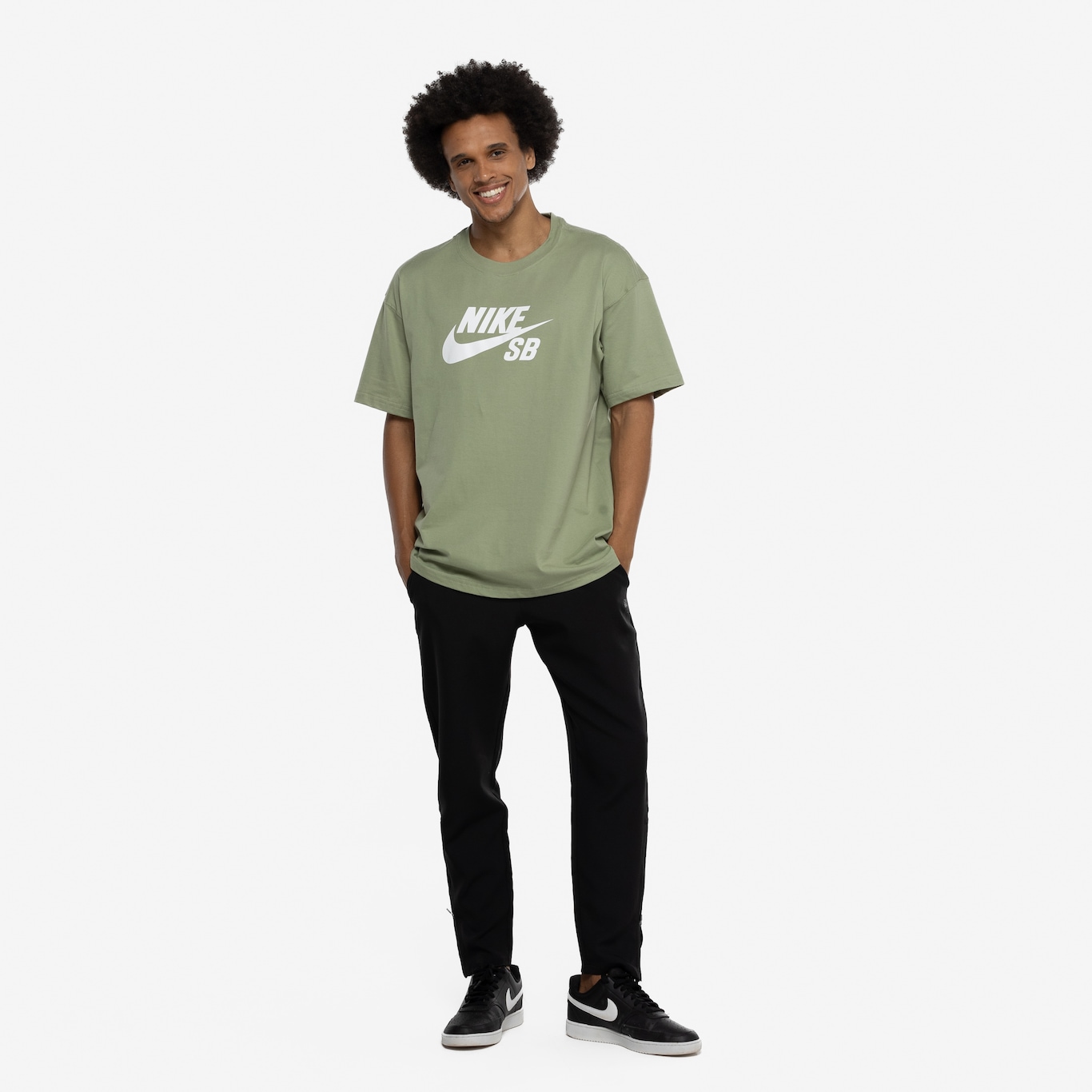 Camiseta Nike SB Tee Logo - Masculina - Foto 4