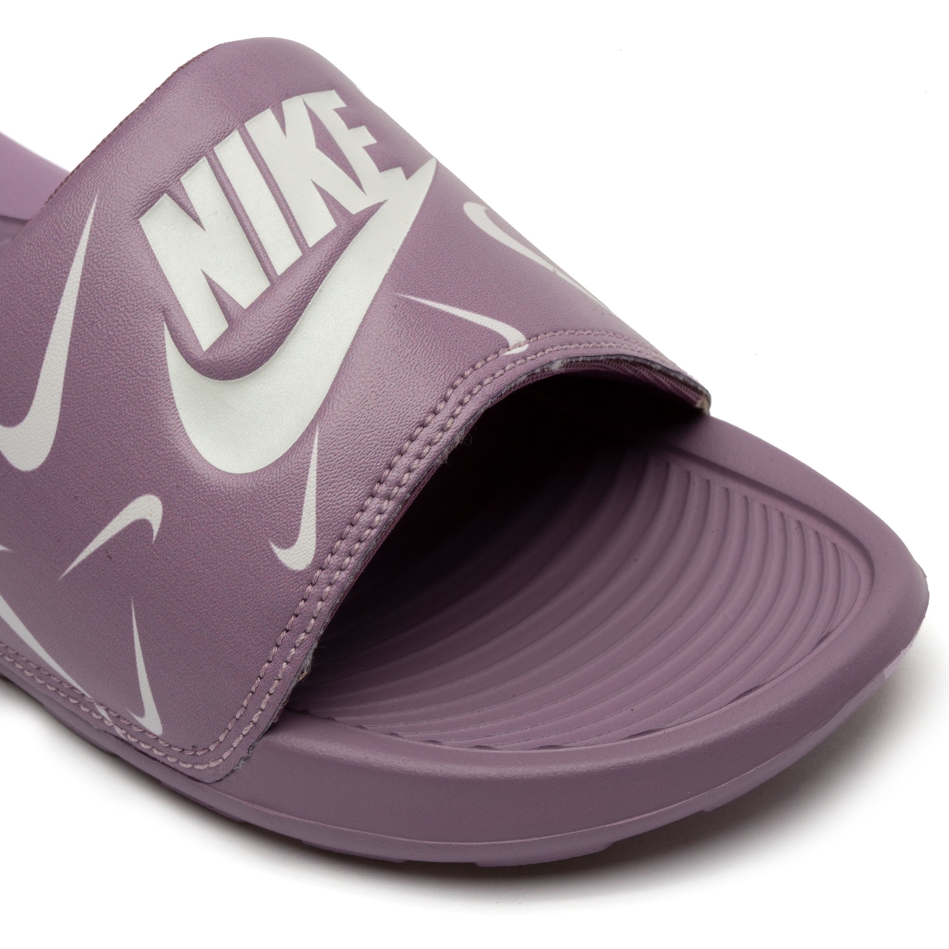 Sandalia nike feminina sales rosa