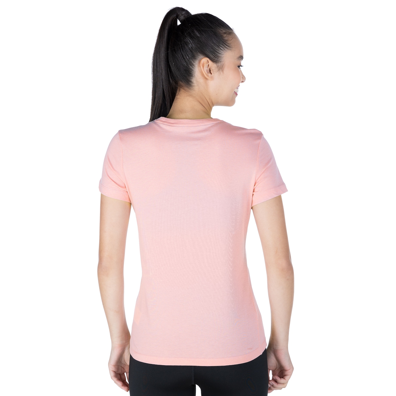 Camiseta Puma Essentials Small Logo Tee - Feminina - Foto 3