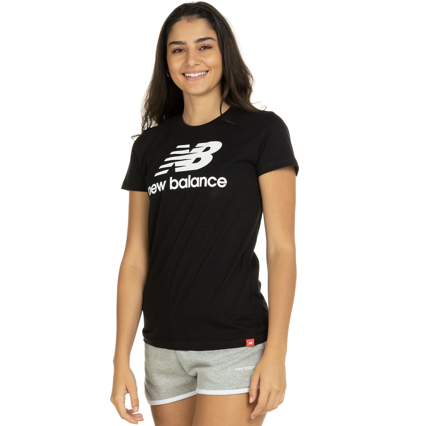 Camiseta New Balance Manga Curta Essentials - Feminina - Video 1