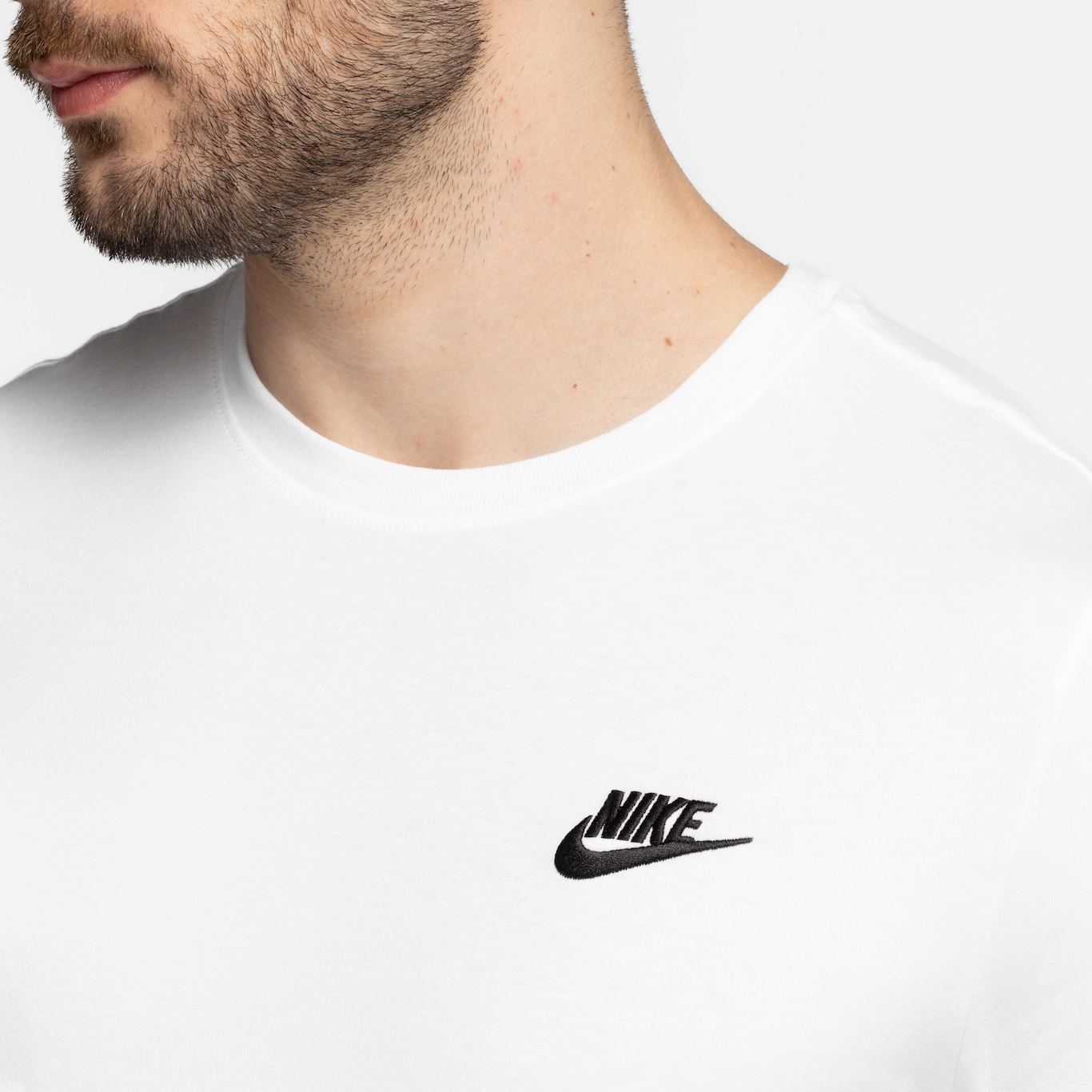 Camiseta Nike Manga Longa Sportwear Club - Masculina - Foto 6