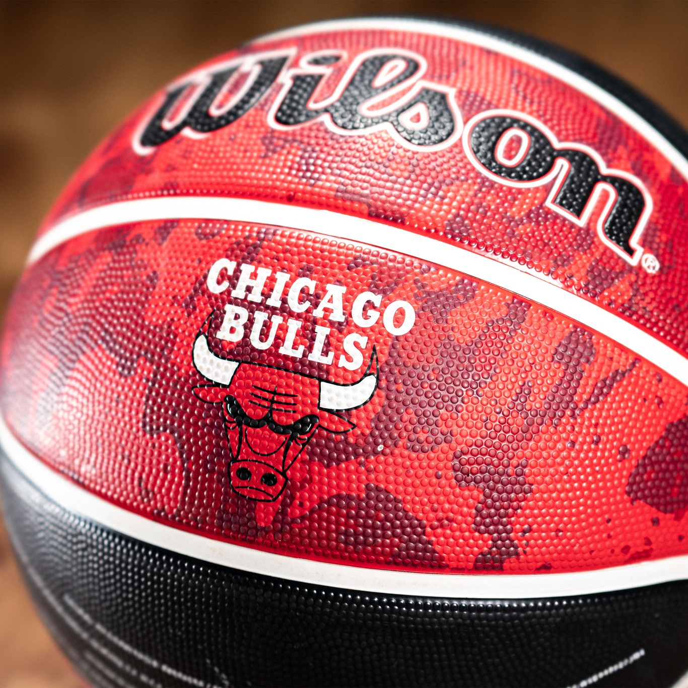 Bola De Basquete Wilson Nba Chicago Bulls Team Tiedye Centauro