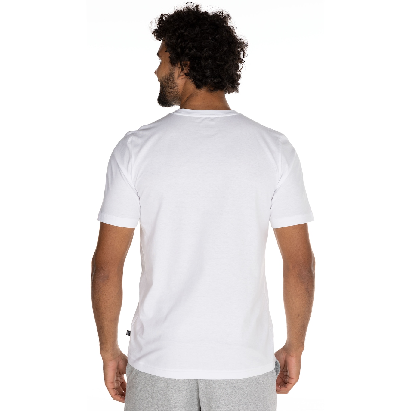 Camiseta Puma Manga Curta Essentials Logo - Masculina - Foto 3