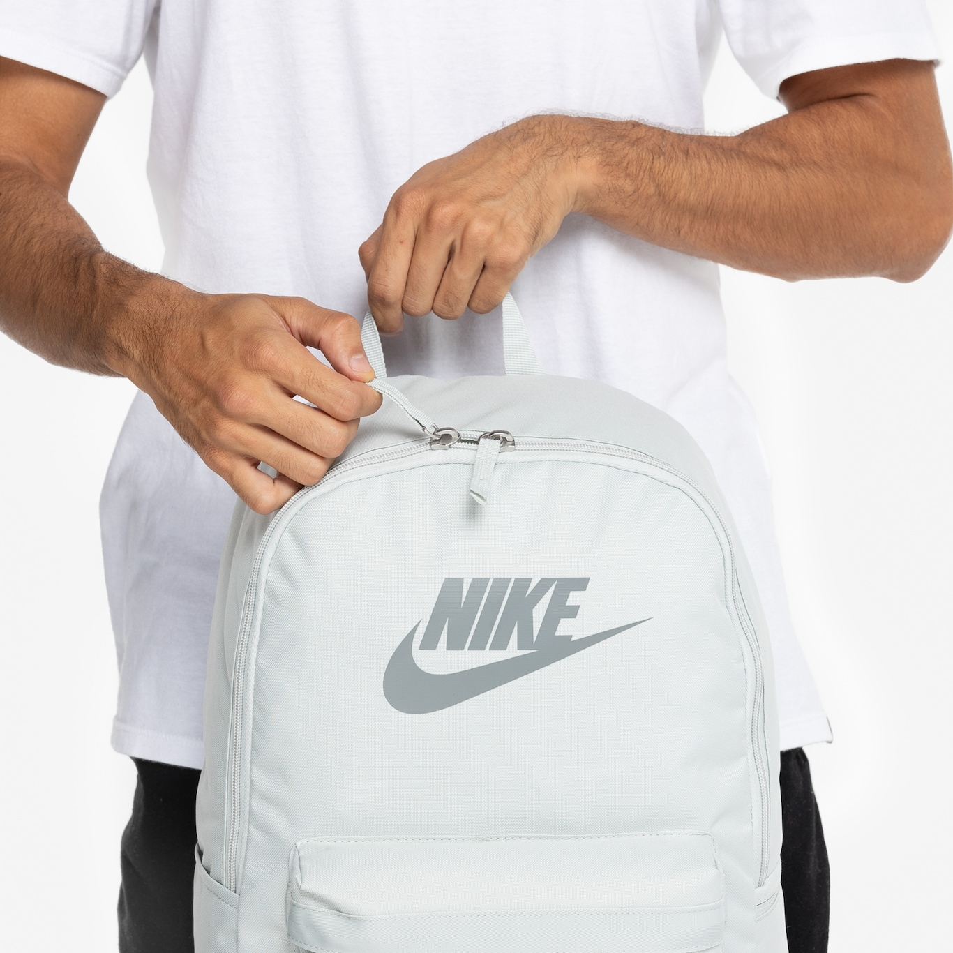 Mochila Nike Heritage Unissex - 25 Litros - Foto 4