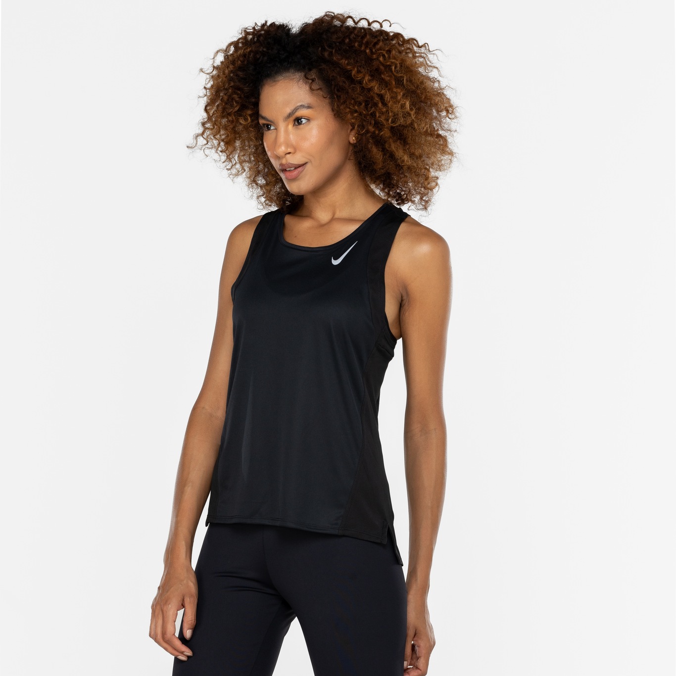 Camiseta Regata Nike Dri- Fit Race Singlet - Feminina - Foto 4