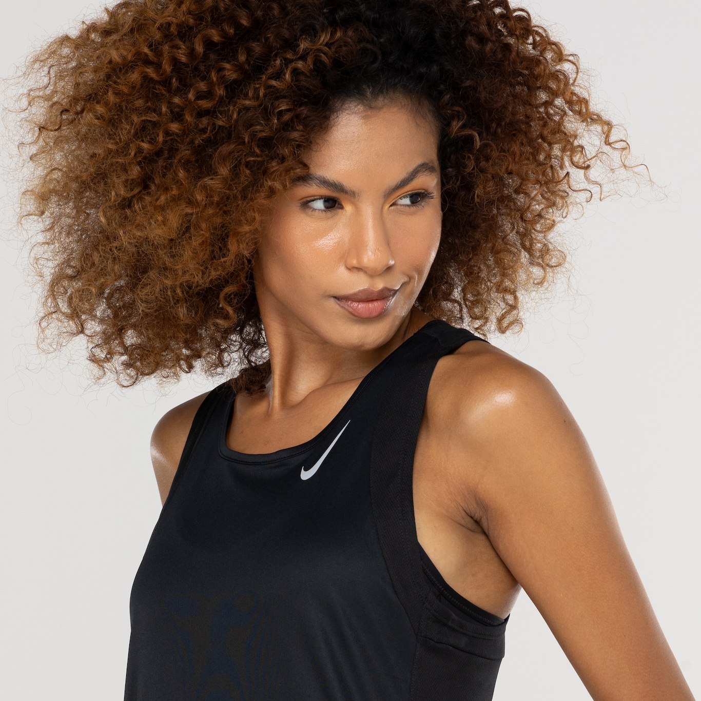 Camiseta Regata Nike Dri- Fit Race Singlet - Feminina - Foto 5