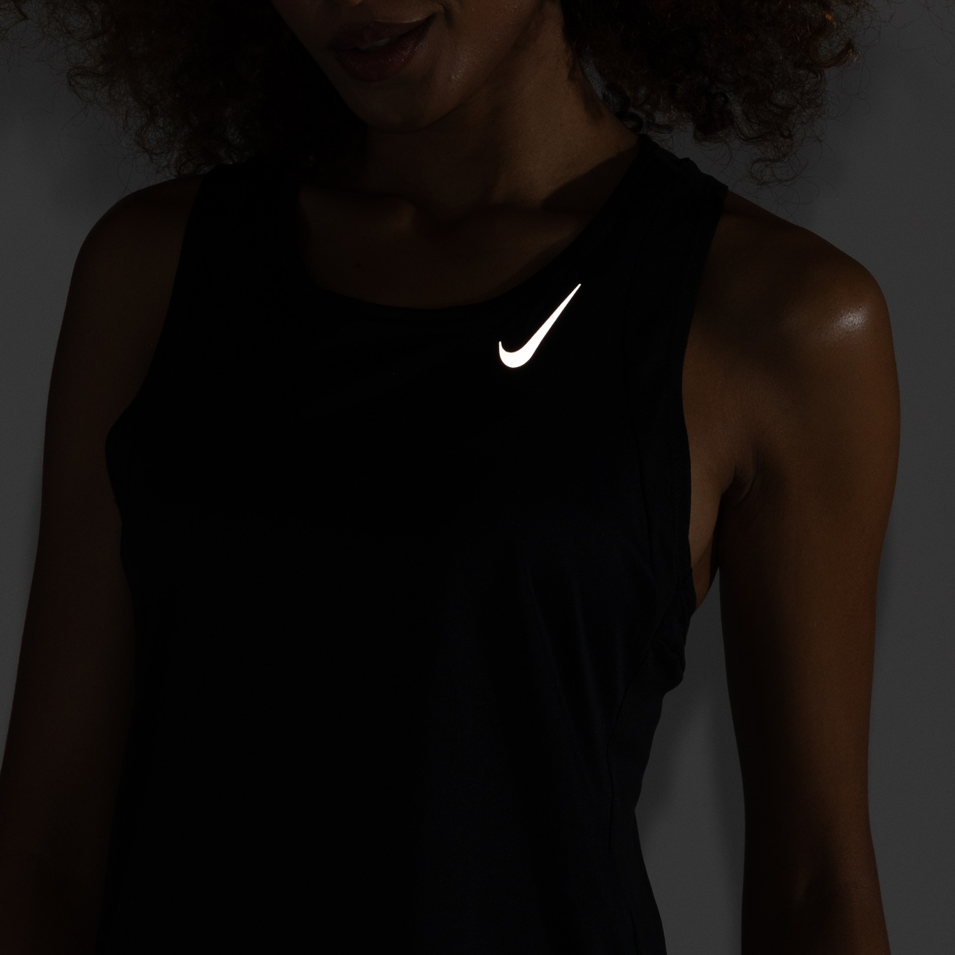 Camiseta Regata Nike Dri- Fit Race Singlet - Feminina - Foto 6